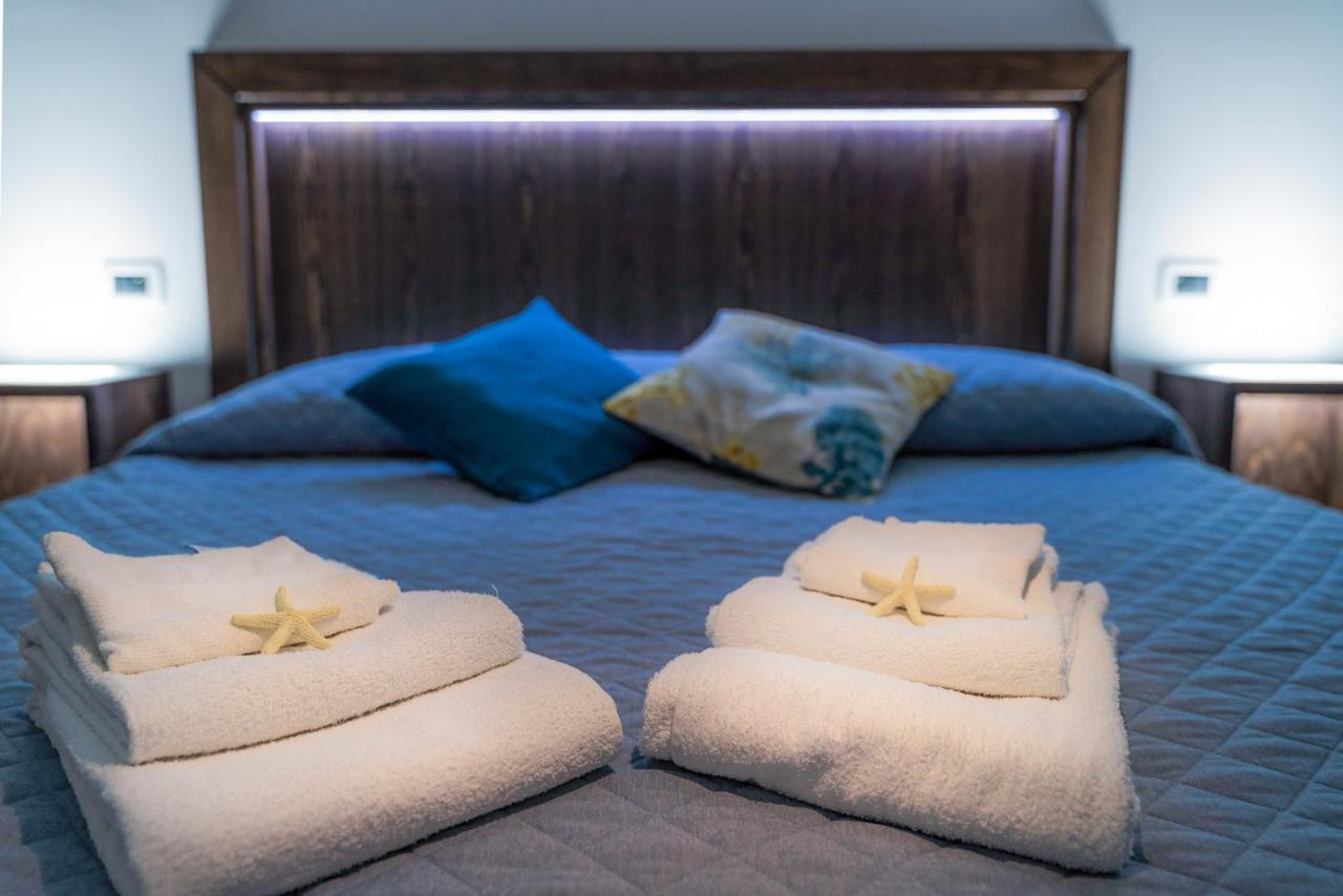 Perla Di Mare Appartamenti 카스텔루치오 외부 사진